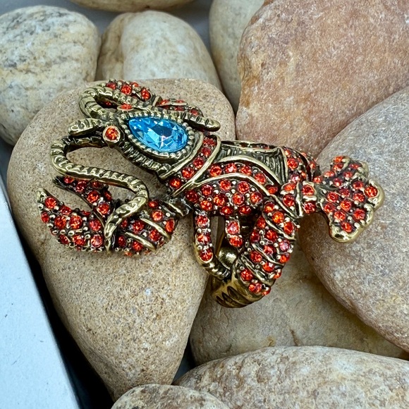 Authentic Heidi Daus “Lobster Tales” Crystal Lobster Ring – Size 8 Swarovski EUC - Picture 10 of 17